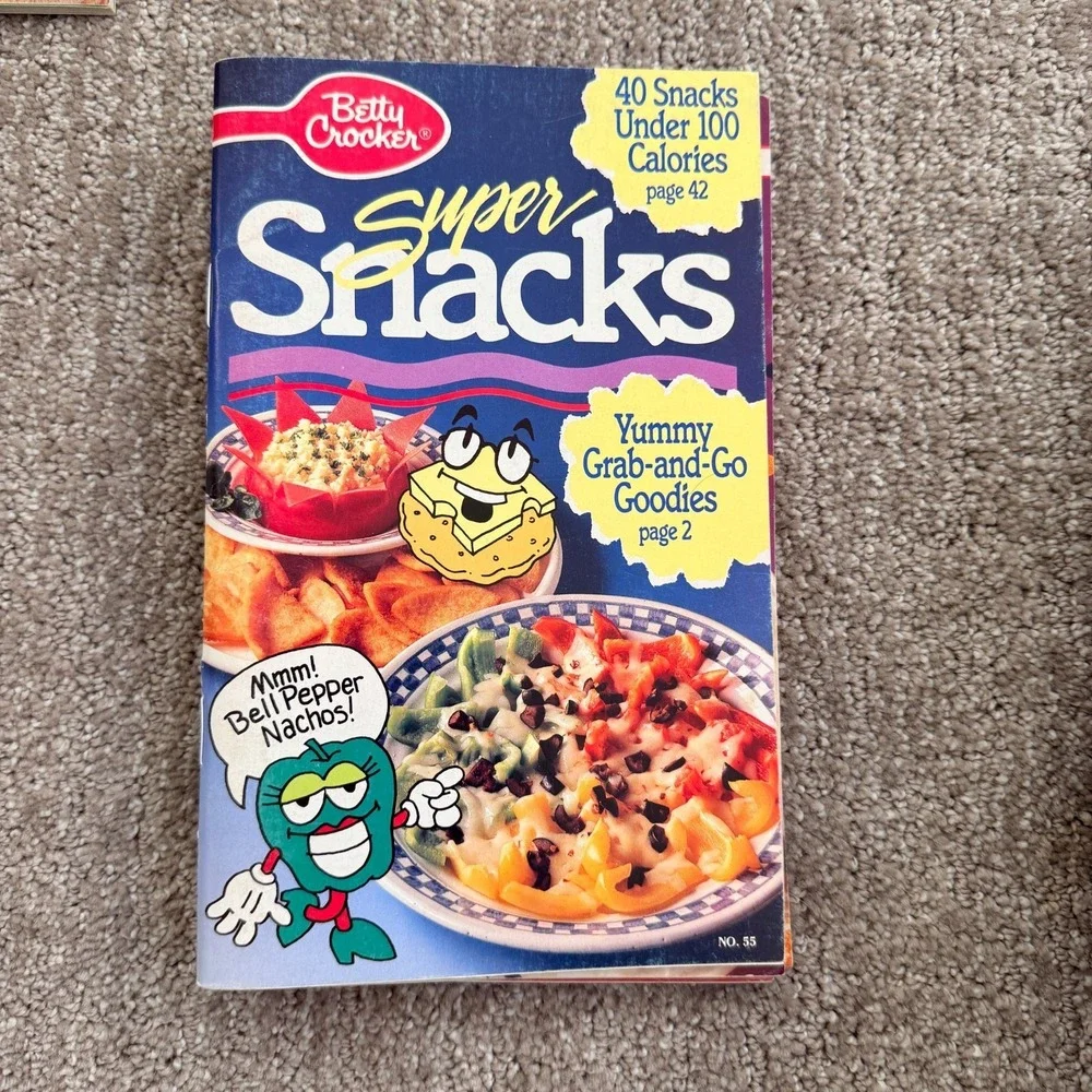 Vintage Betty Crocker‎ Creative Recipes Cookbook Booklet Lot of 7 1990 1991